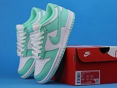 Dunk Low Green Glow (W) - Image 13