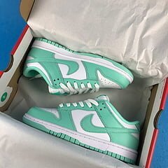 Dunk Low Green Glow (W) - Image 5