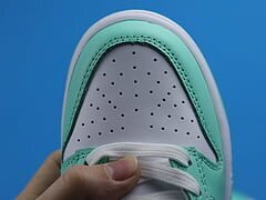 Dunk Low Green Glow (W) - Image 7