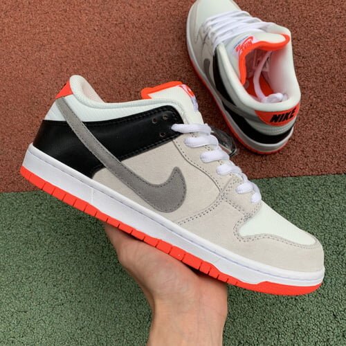 SB Dunk Low Infrared Orange - Image 3