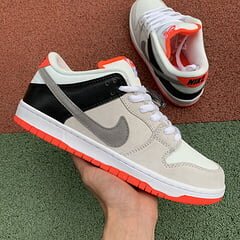 SB Dunk Low Infrared Orange - Image 16