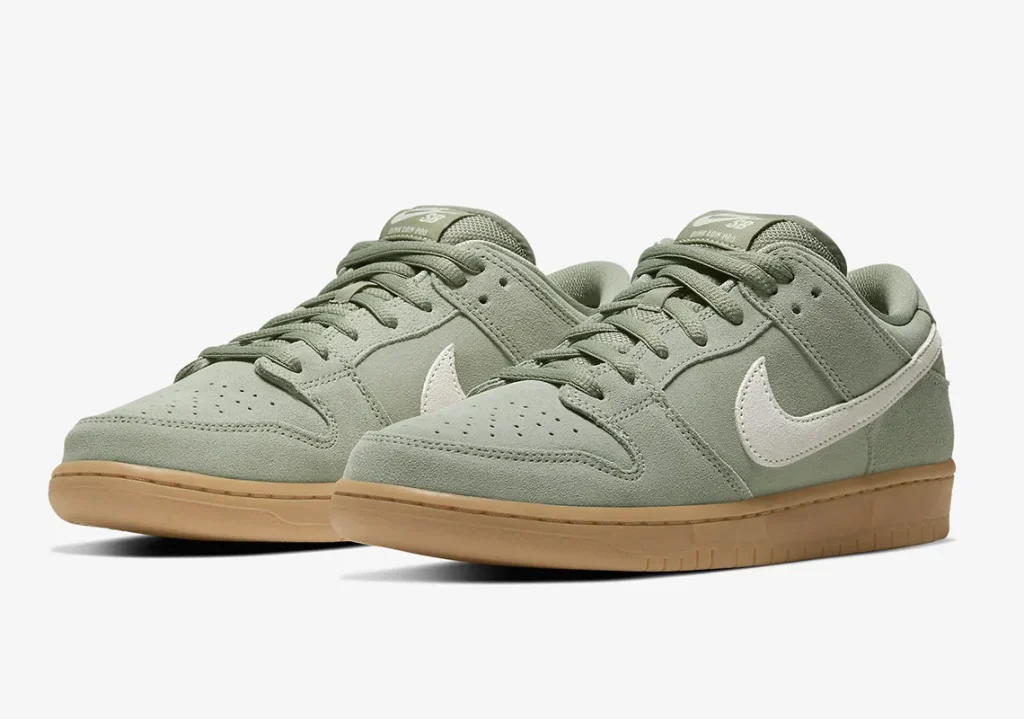 SB Dunk Low Island Green Gum