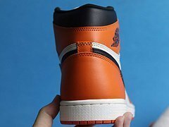 AJ1 Retro Reverse Shattered Backboard - Image 14