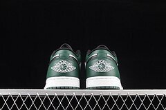 AJ1 Low Green Toe - Image 4
