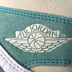 AJ1 Retro High OG 'Turbo Green' - Image 23