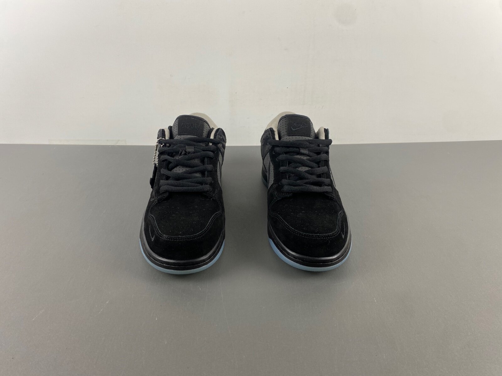 Dunk Low Ducks of a Feather Black University of Oregon PE - Image 6
