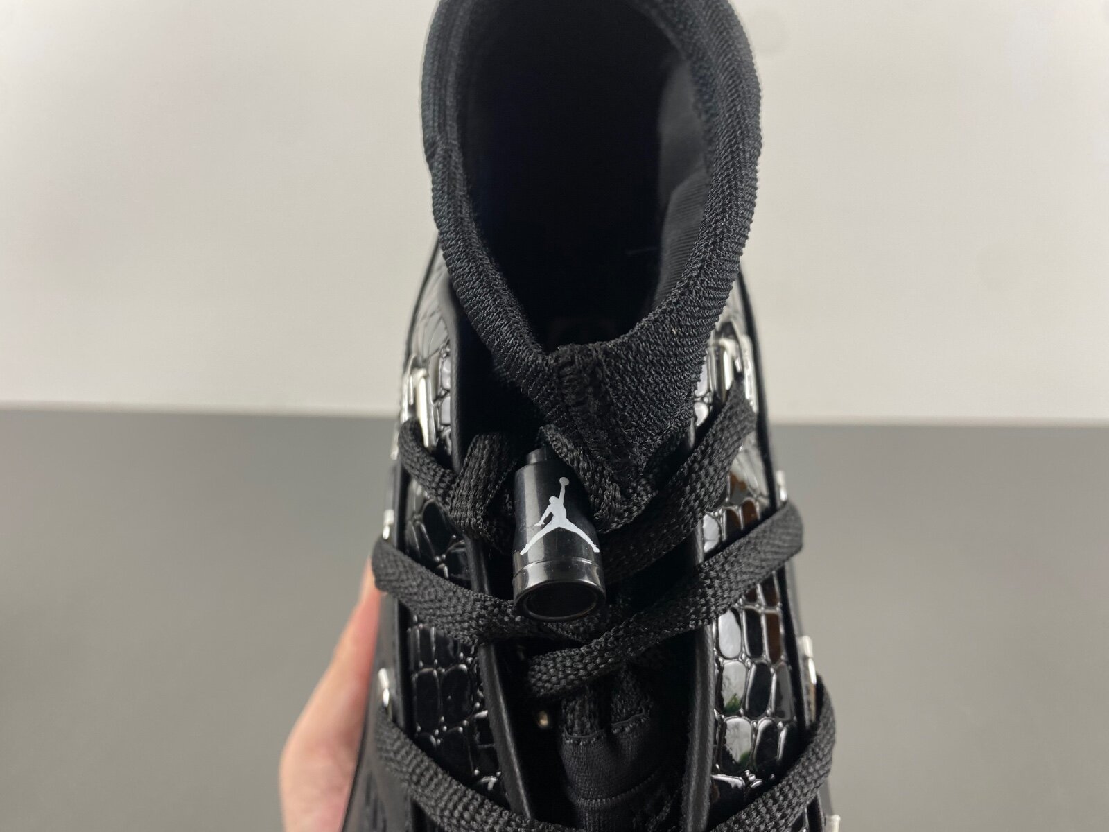 AJ17 OG Low Black Chrome - Image 6