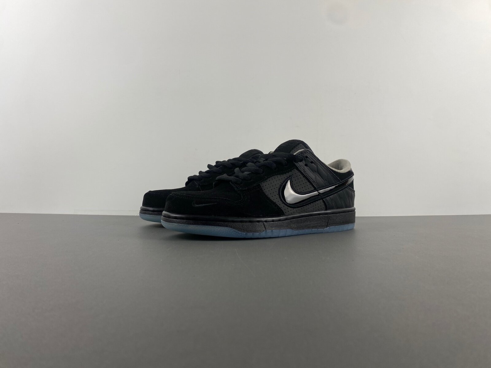 Dunk Low Ducks of a Feather Black University of Oregon PE - Image 7