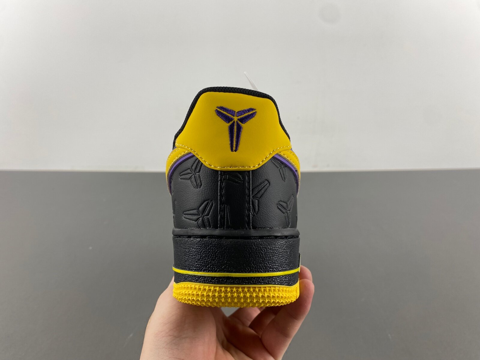 Air Force 1 Low Kobe Bryant Lakers Away - Image 5