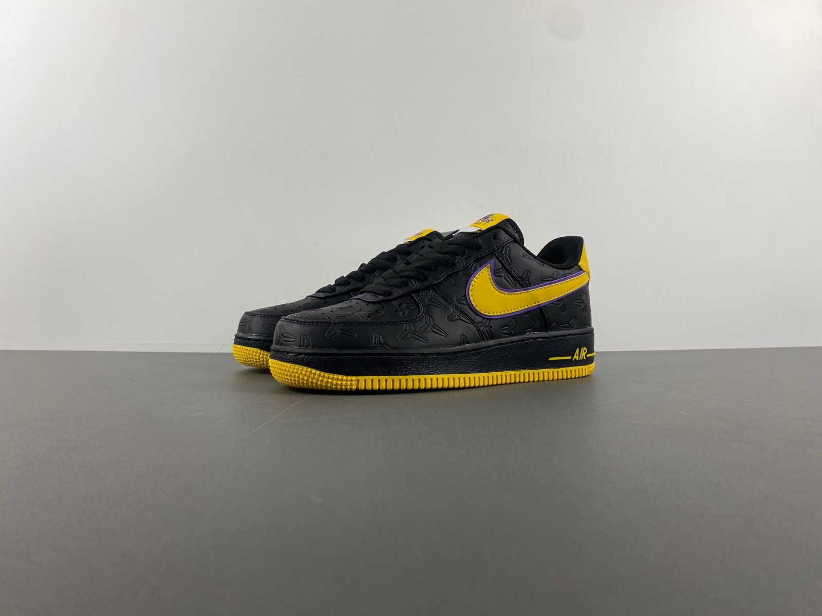 Air Force 1 Low Kobe Bryant Lakers Away - Image 9