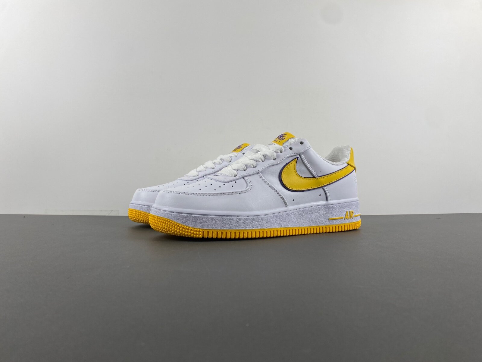 Air Force 1 Low Kobe Bryant Lakers Home - Image 10