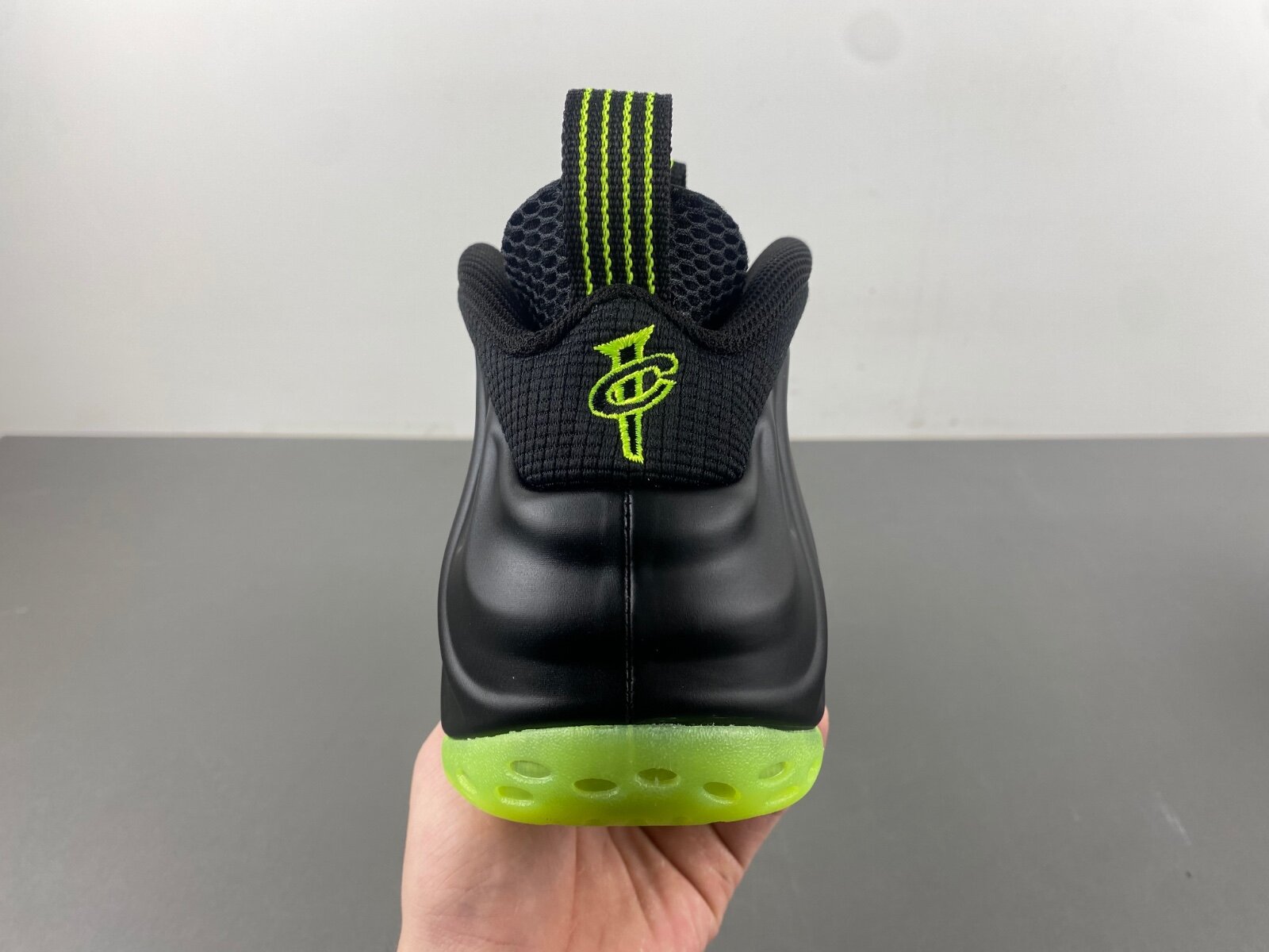 Air Foamposite One “Volt” - Image 4