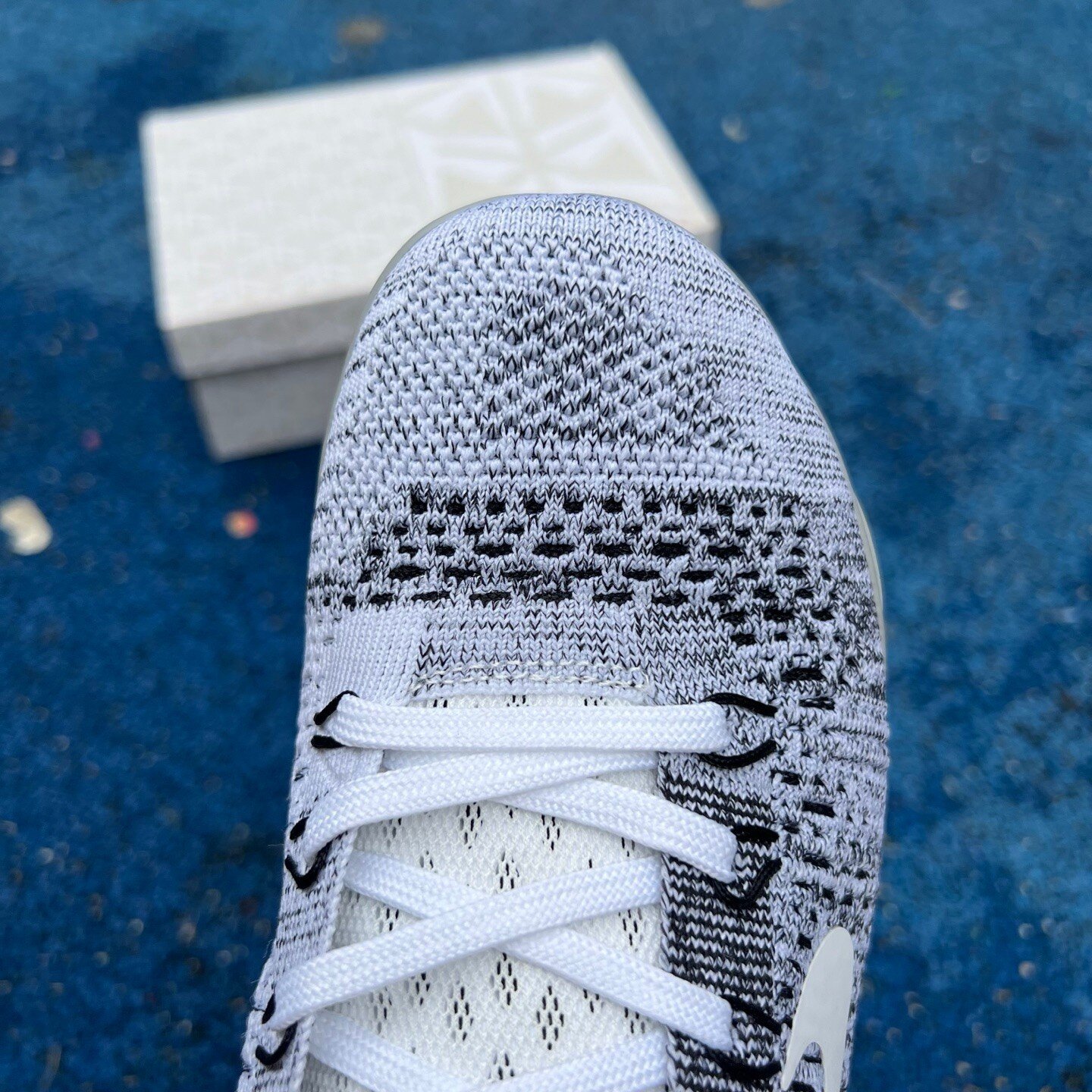Kobe 9 Elite Low Beethoven - Image 7