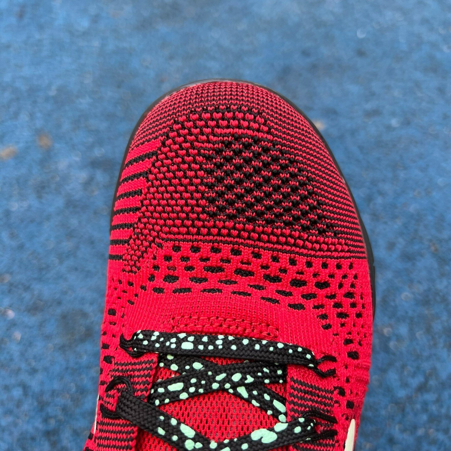 Kobe 9 Elite Low University Red - Image 4