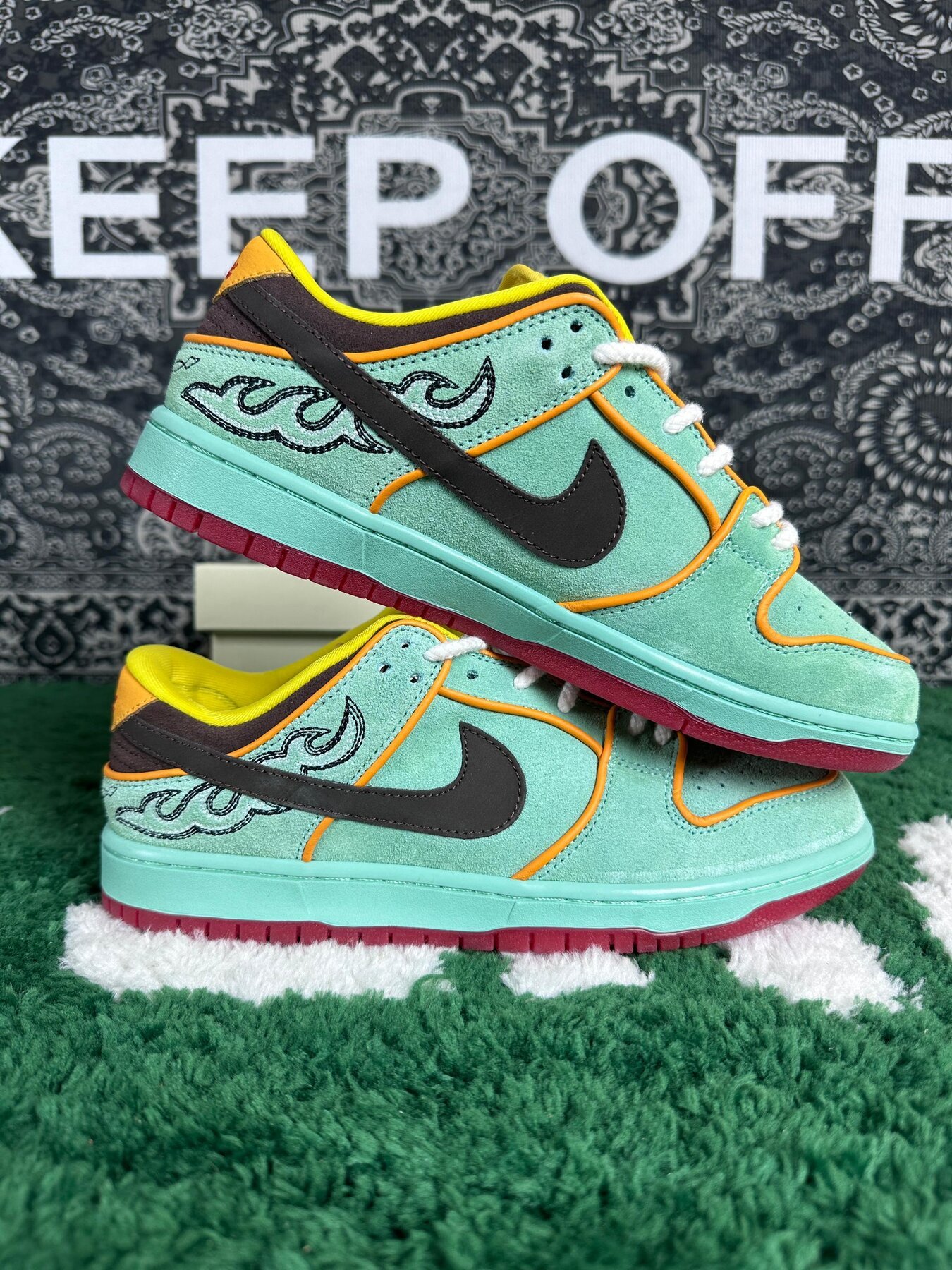 SB Dunk Low Rodeo Tourmaline - Image 2