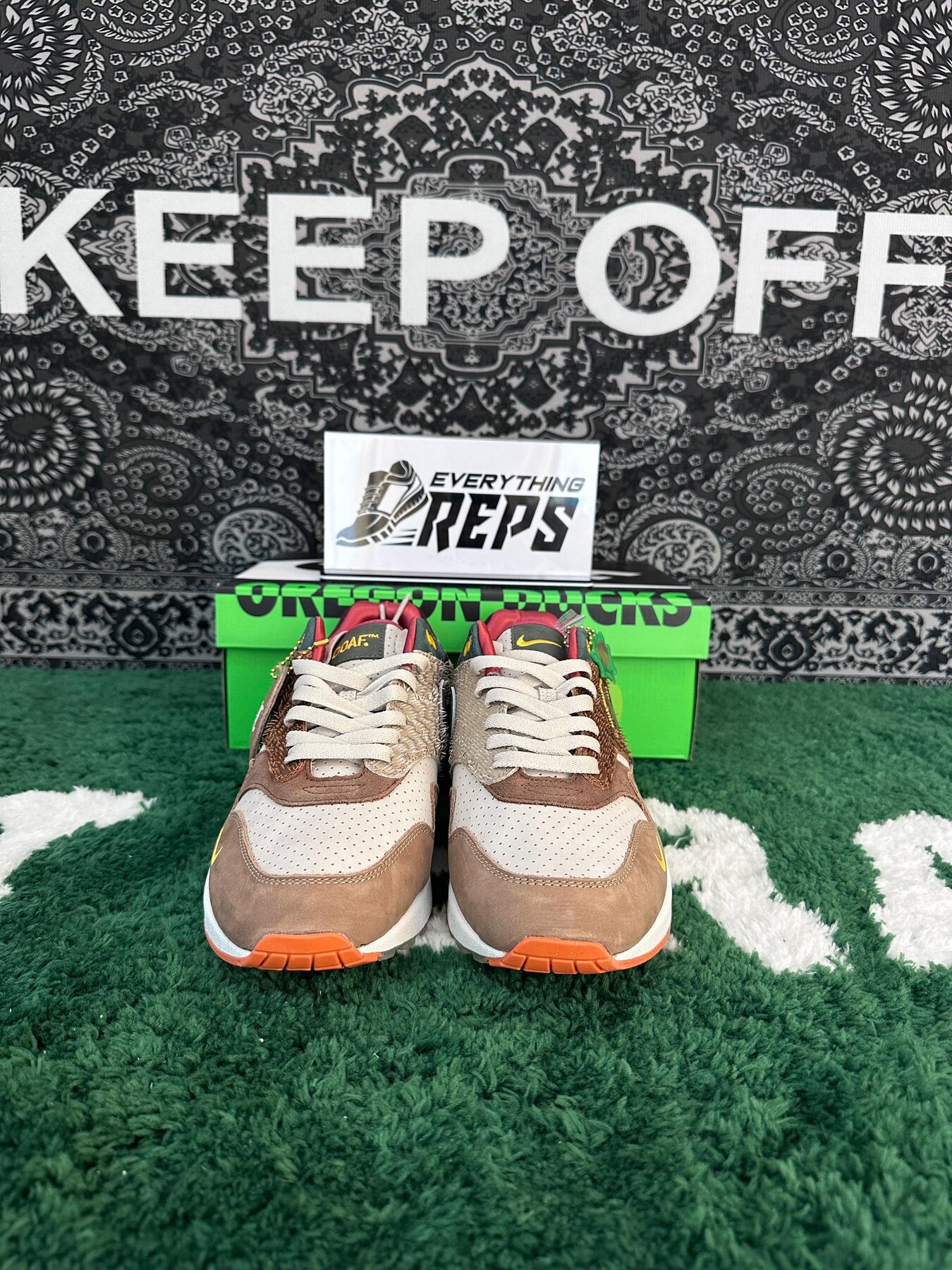 Air Max 1 ‘87 Luxe ‘University Of Oregon’ PE - Image 9