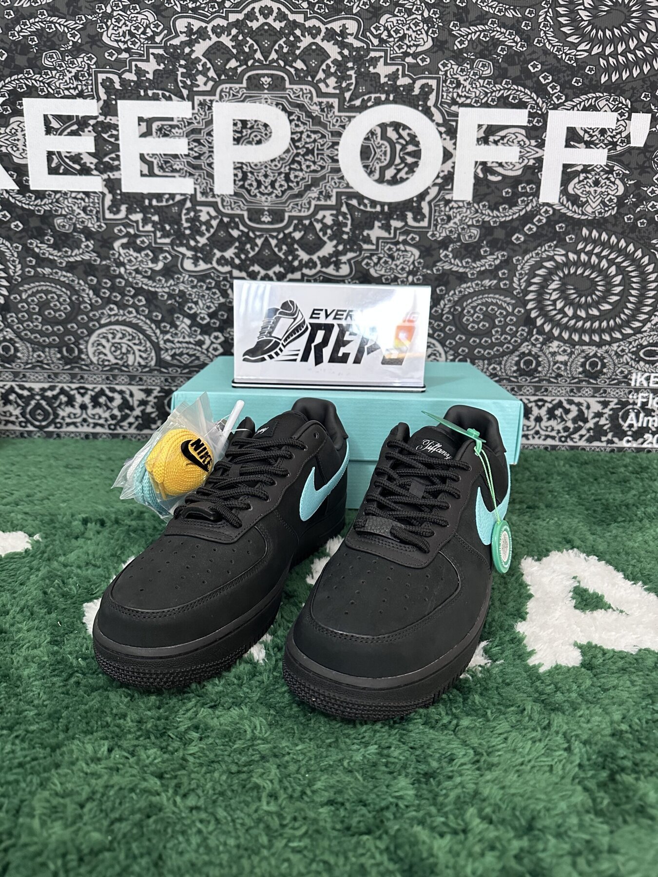 Tiffany & Co. x Air Force 1 - Image 8