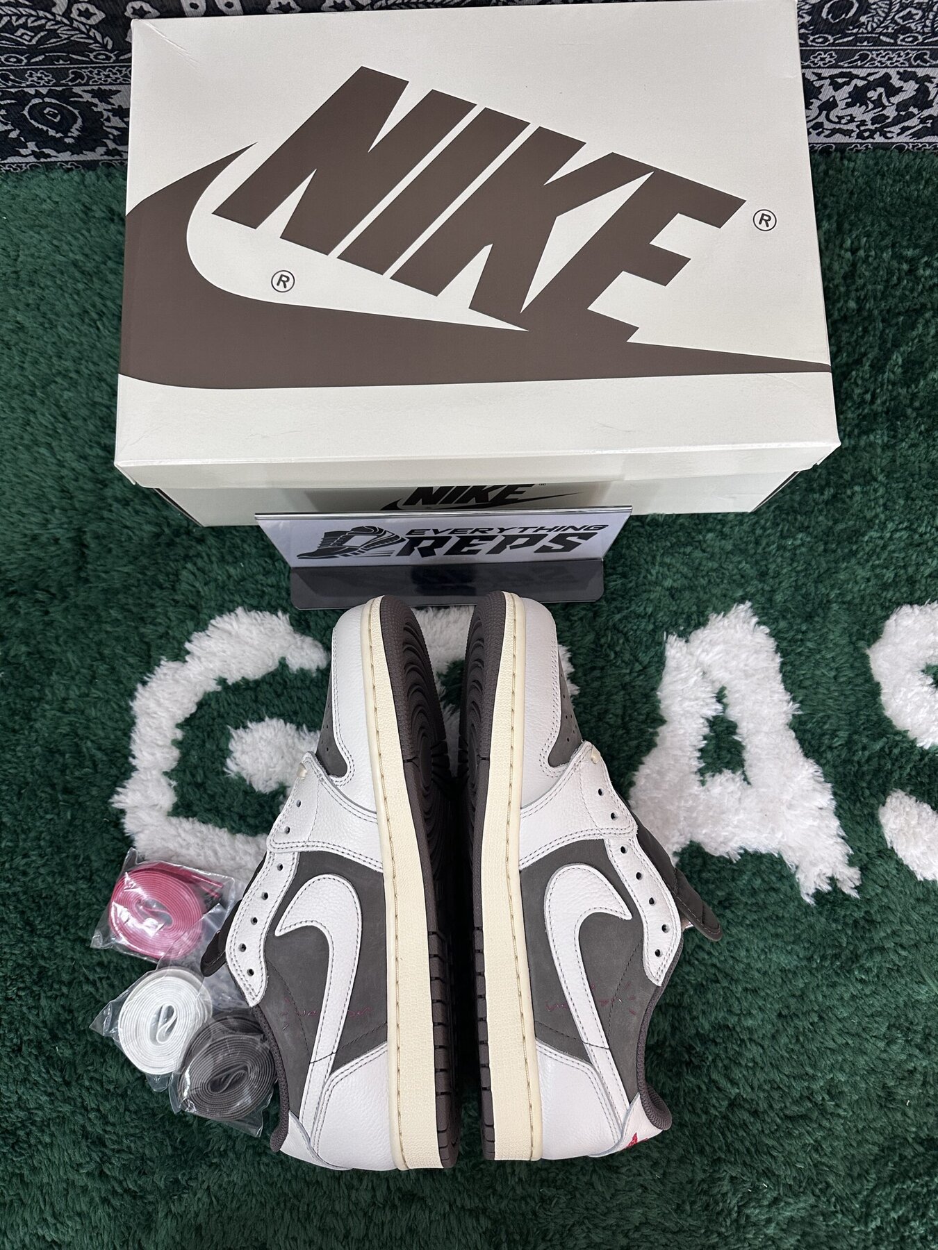 LJR BATCH (USA) TS Reverse Mocha AJ1 Low - Image 3