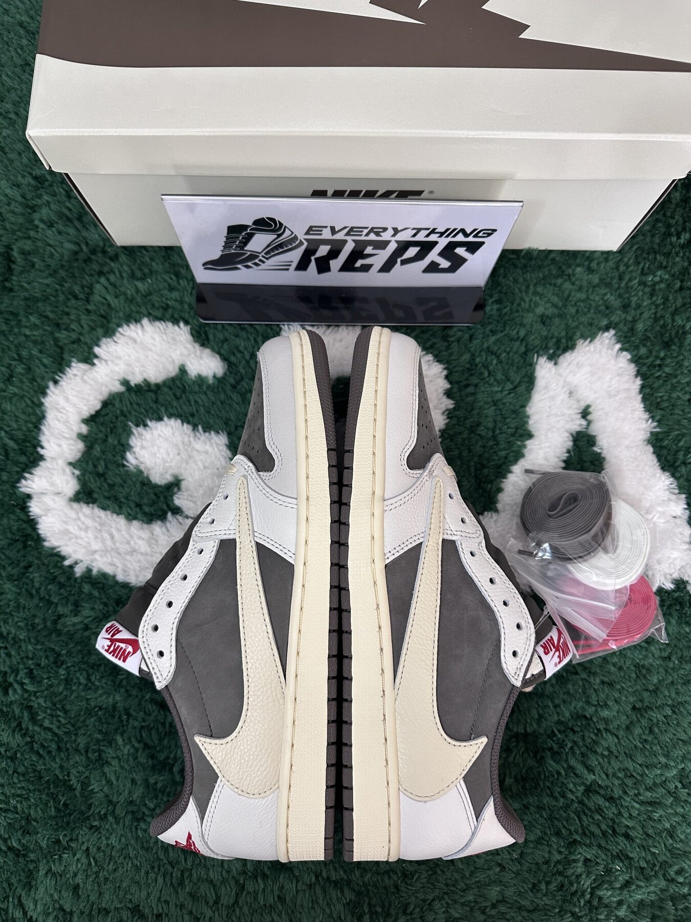 LJR BATCH (USA) TS Reverse Mocha AJ1 Low - Image 2