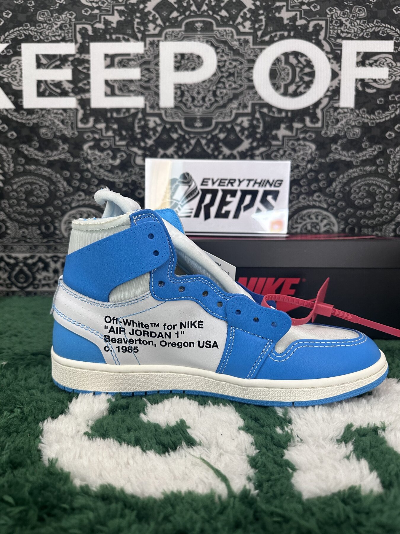 AJ1 Retro High Off-White University Blue - Image 4