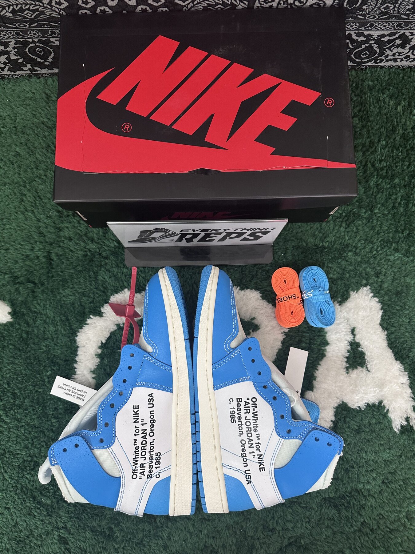 AJ1 Retro High Off-White University Blue - Image 3