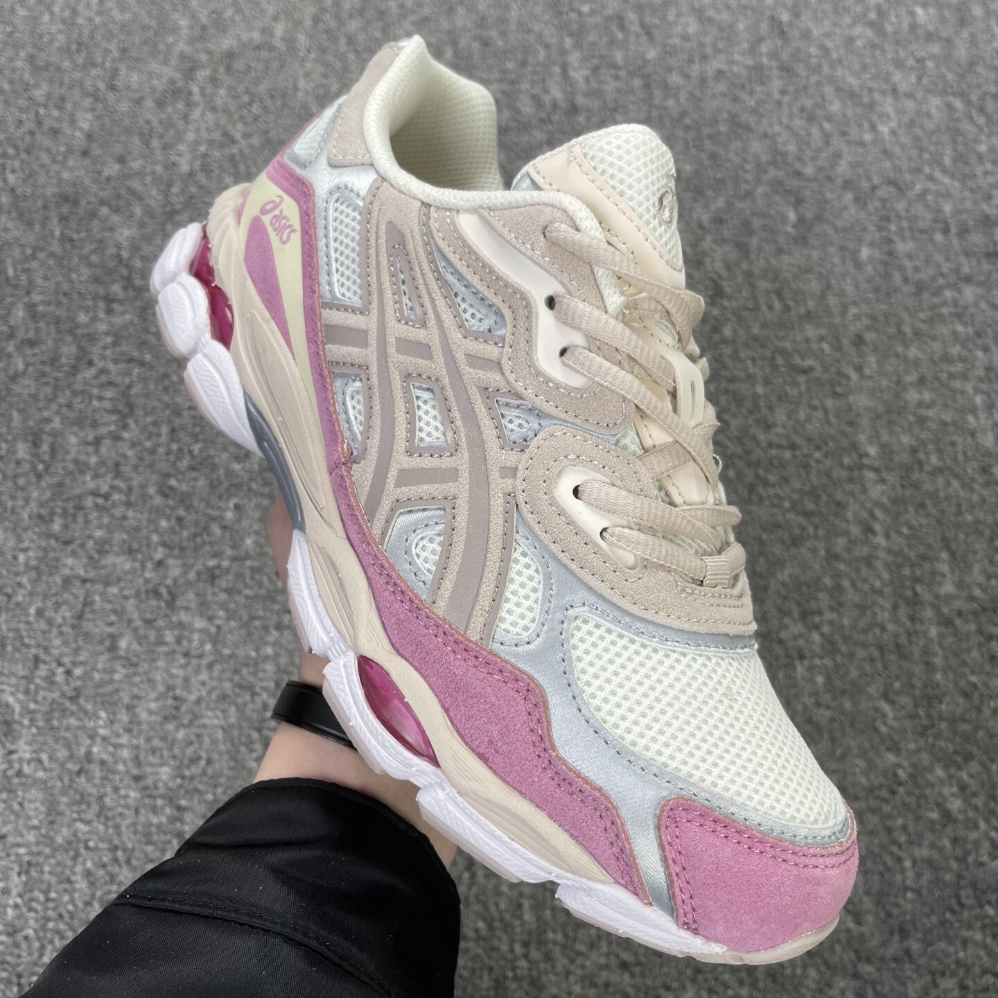 ASICS Gel-NYC Cream Mineral Beige Pink - Image 4