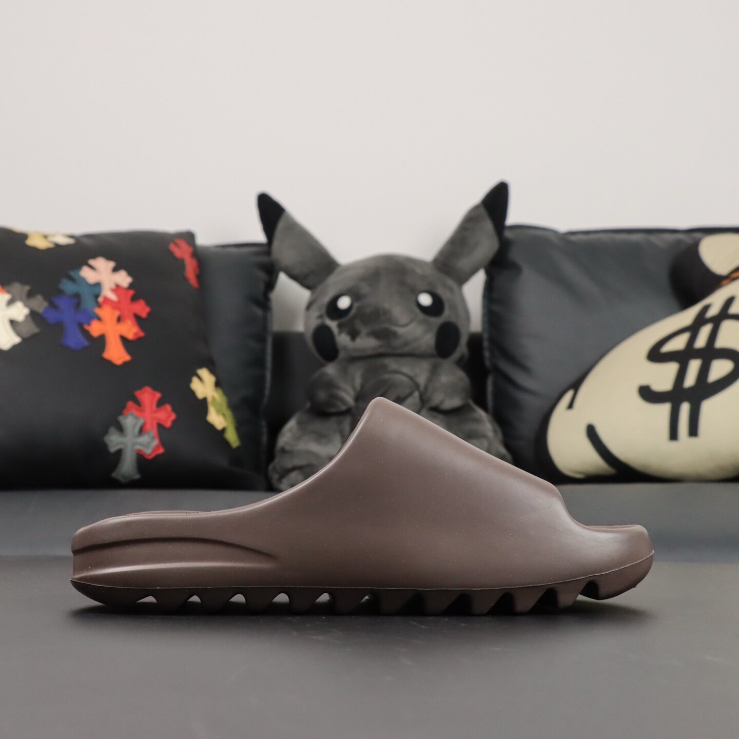 adidas Yeezy Slide Soot - Image 6