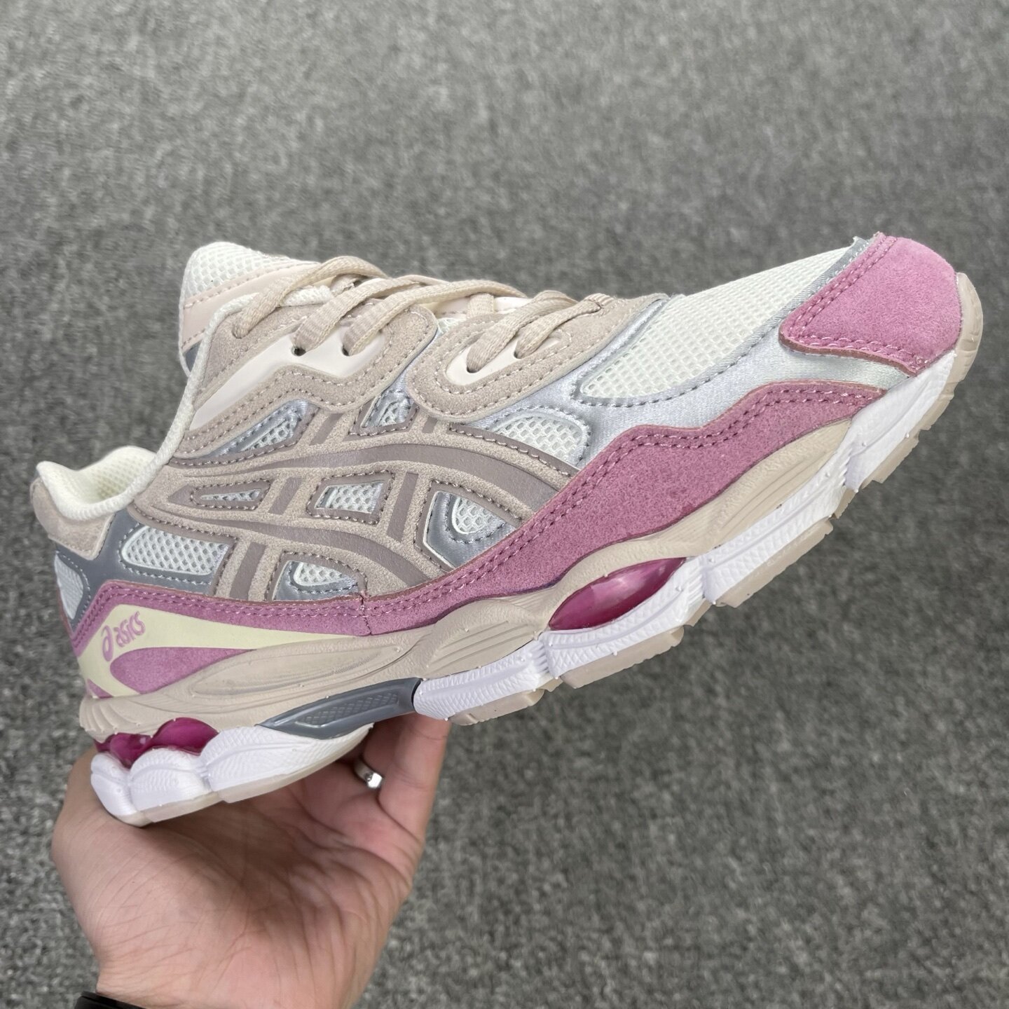 ASICS Gel-NYC Cream Mineral Beige Pink - Image 6