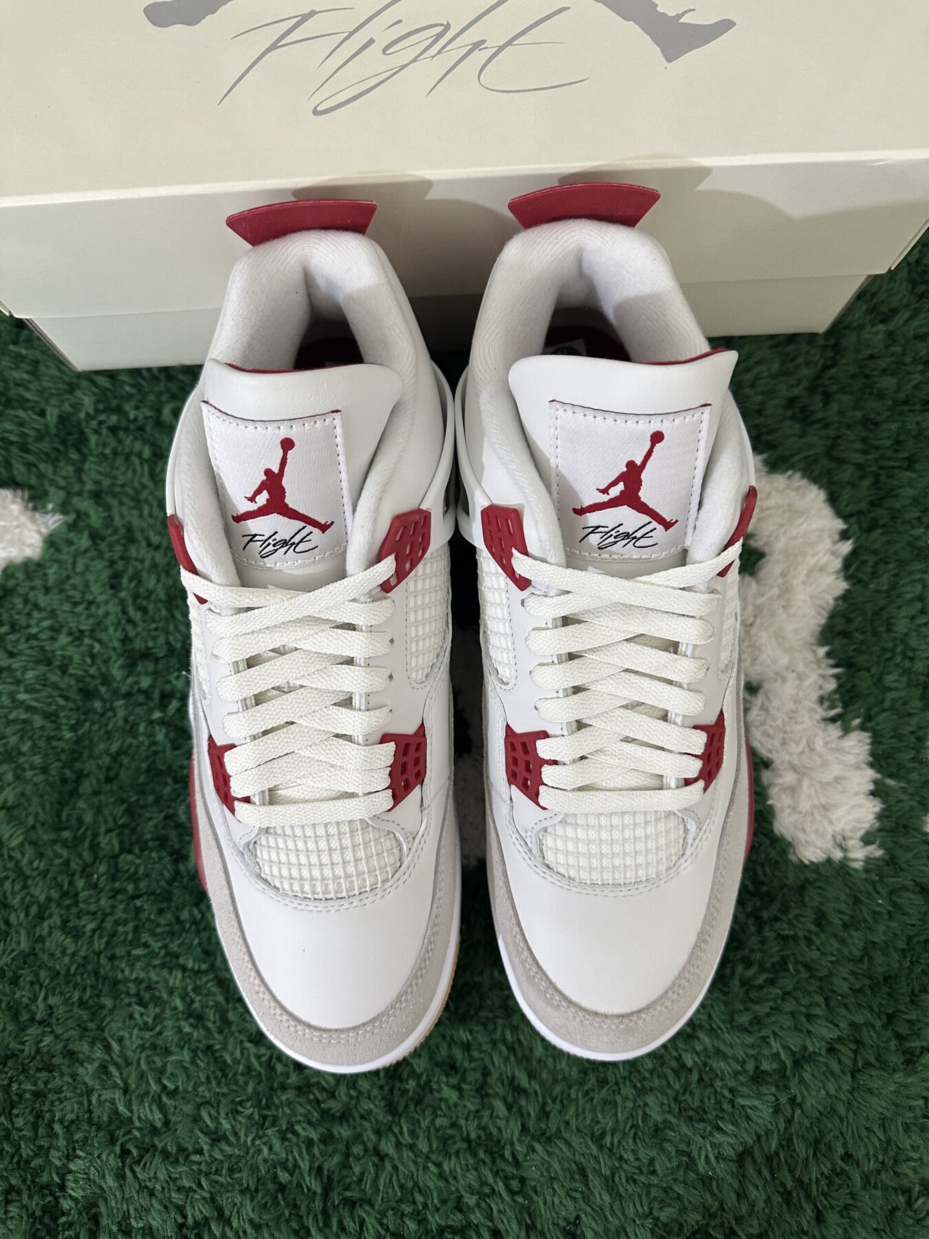 AJ4 Retro SB Varsity Red - Image 2