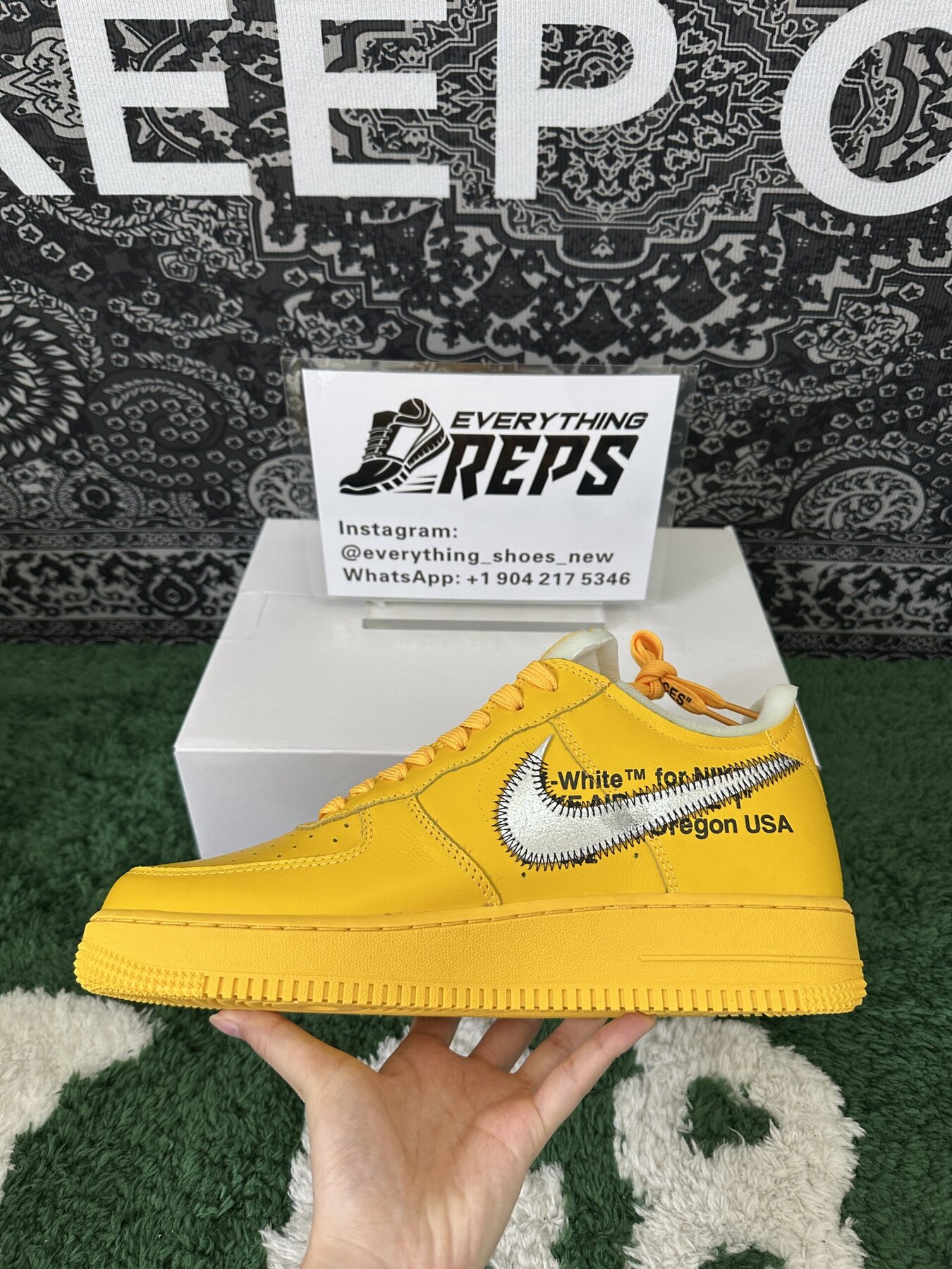 Air Force 1 Low OFF-WHITE University Gold Metallic Silver - Image 4