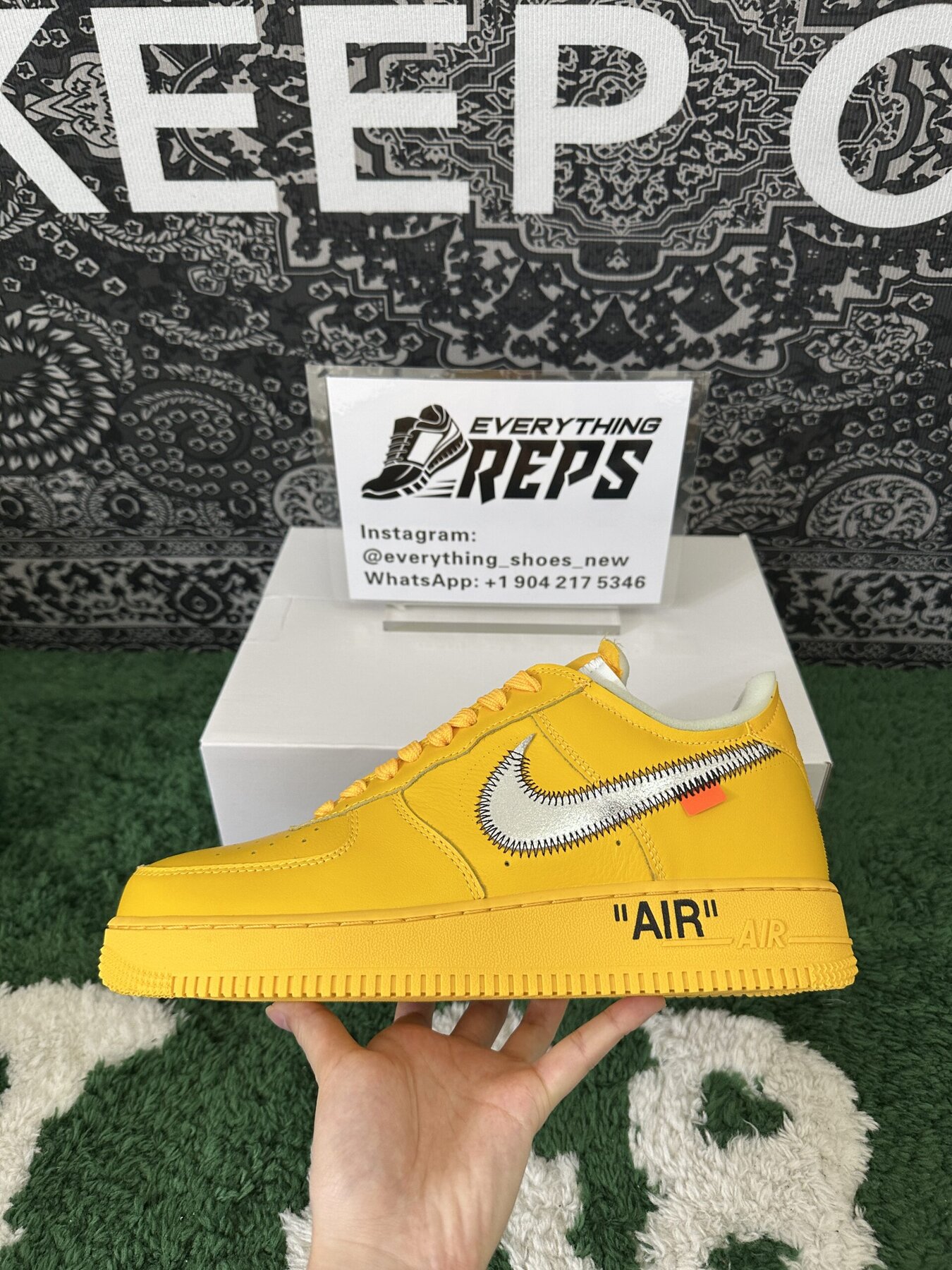 Air Force 1 Low OFF-WHITE University Gold Metallic Silver - Image 2