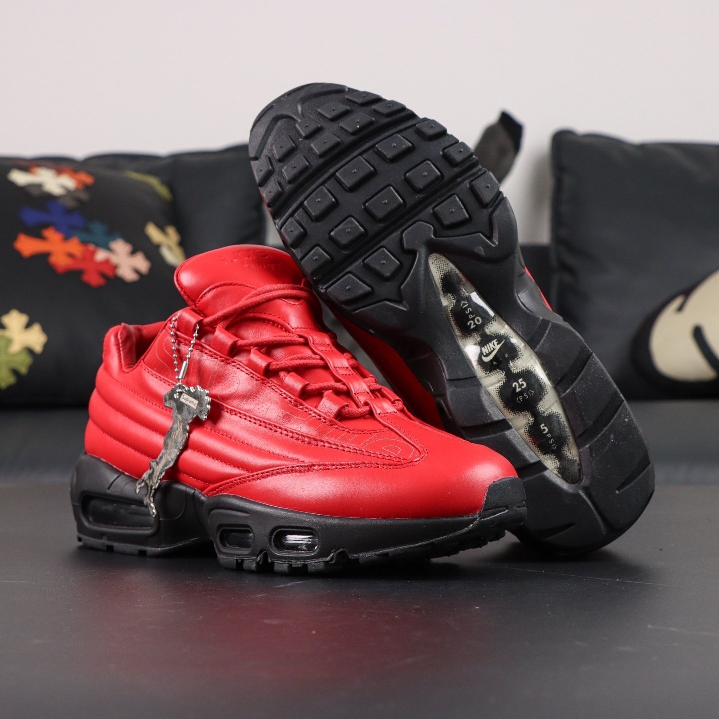 Air Max 95 Lux Supreme Red - Image 2
