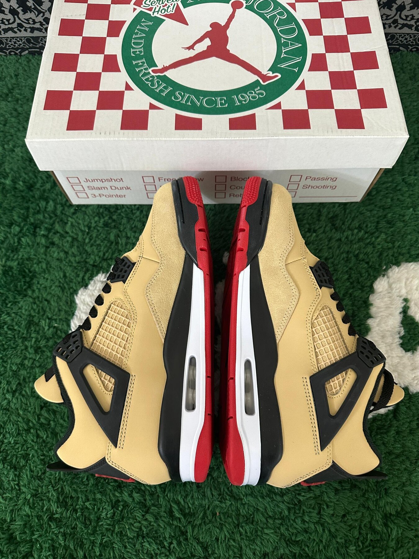 AJ4 "Pizza" - Image 9
