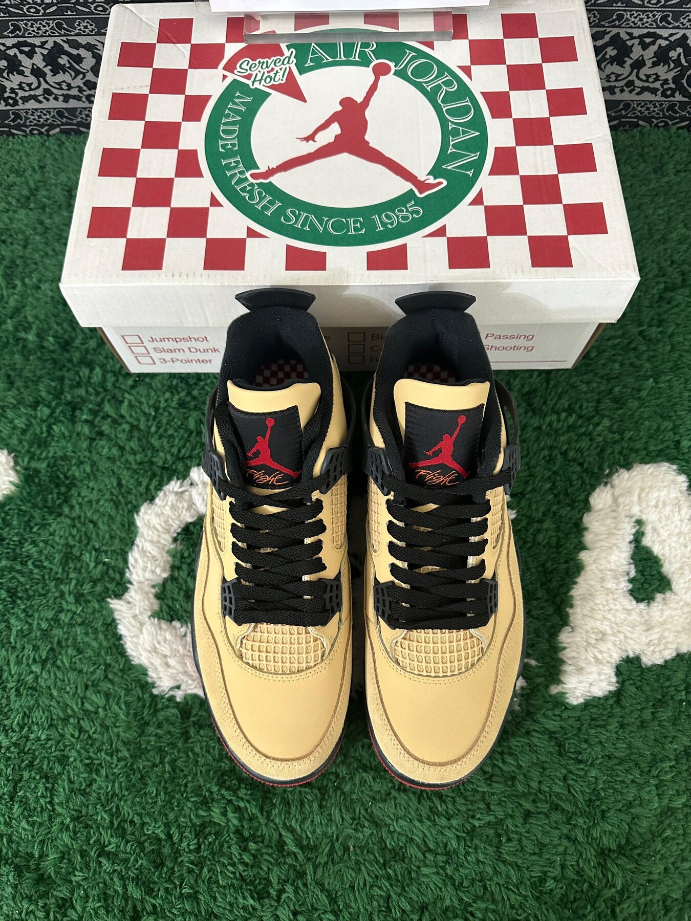 AJ4 "Pizza" - Image 2