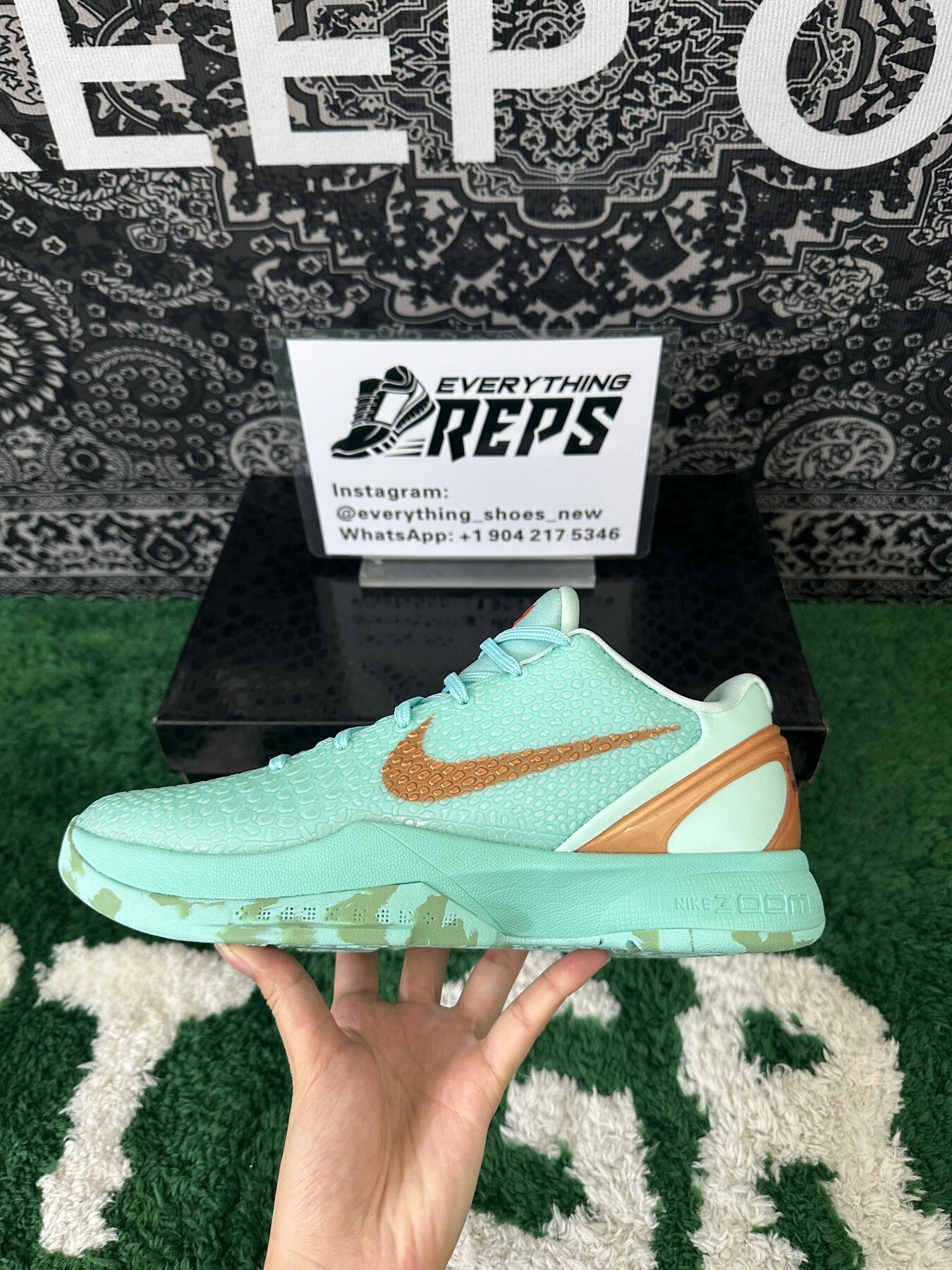 Jalen Brunson's Kobe 6 Protro Statue of Liberty PE - Image 3