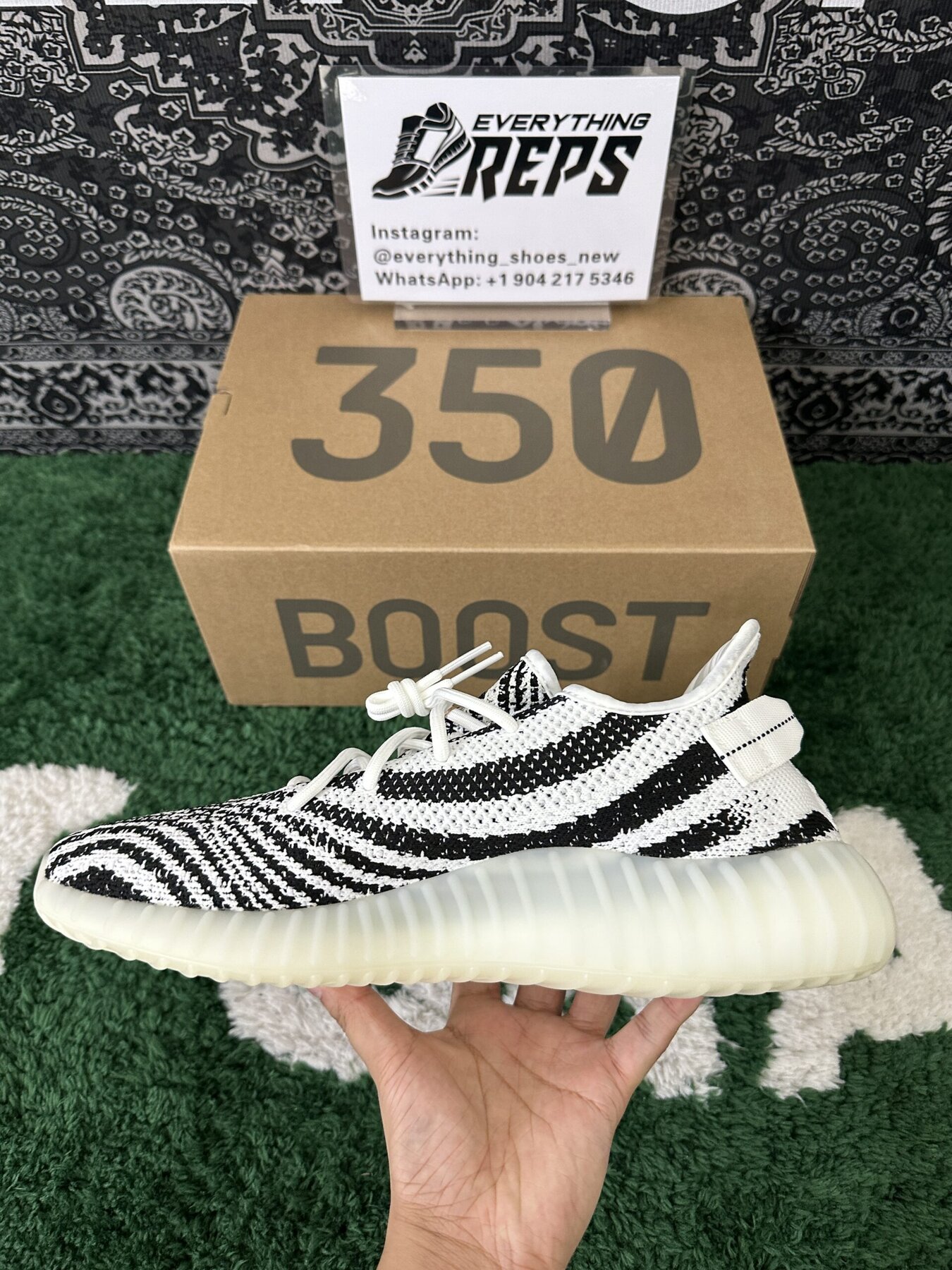 Yeezy Boost 350 V2 Zebra - Image 4