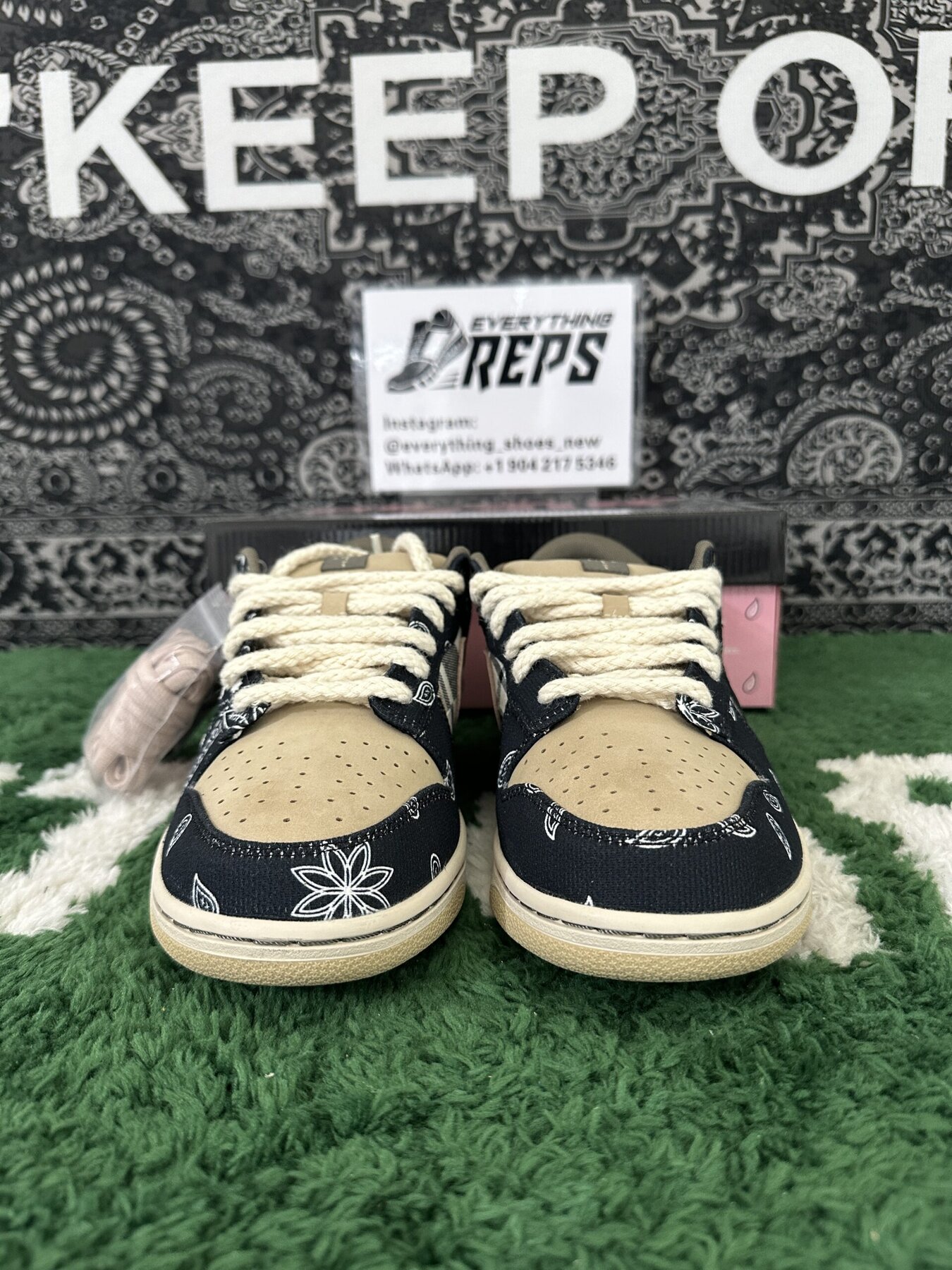 SB Dunk Low TS - Image 10