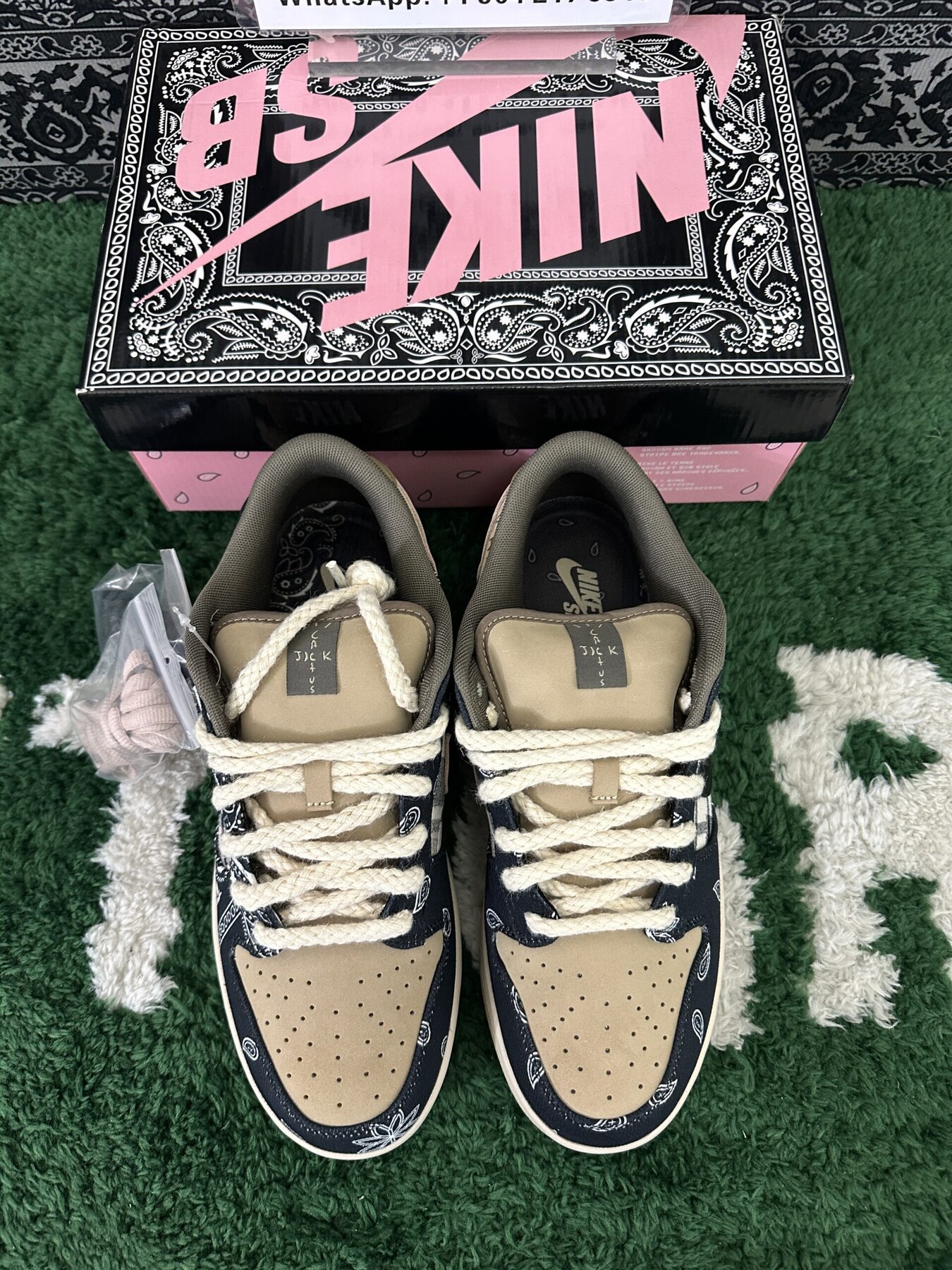 SB Dunk Low TS - Image 9