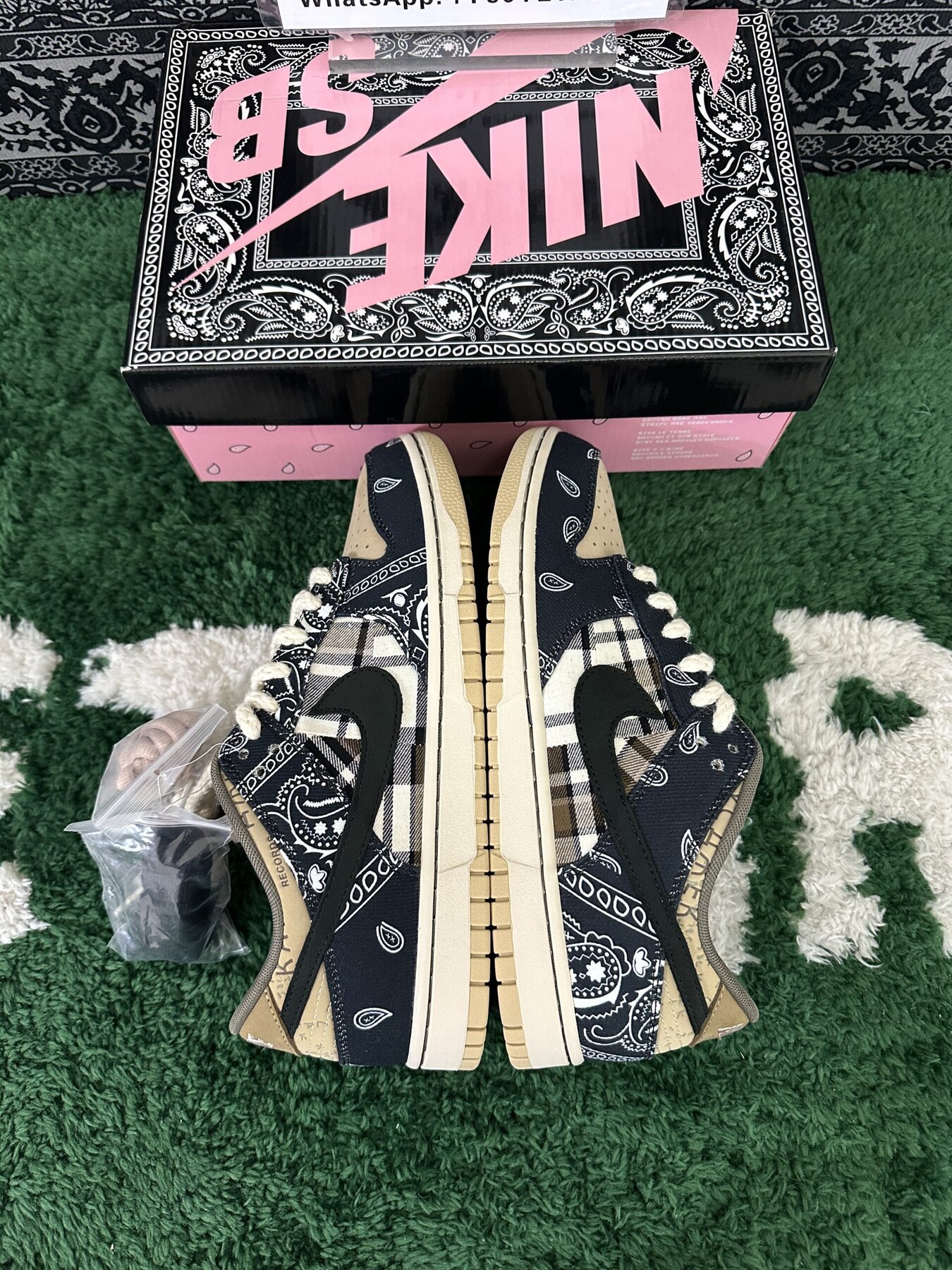 SB Dunk Low TS - Image 2