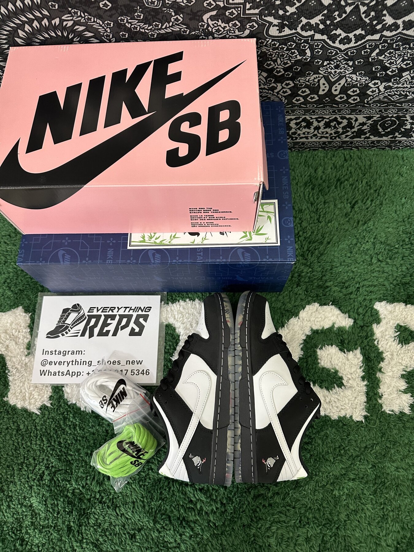 SB Dunk Low Staple Panda - Image 2