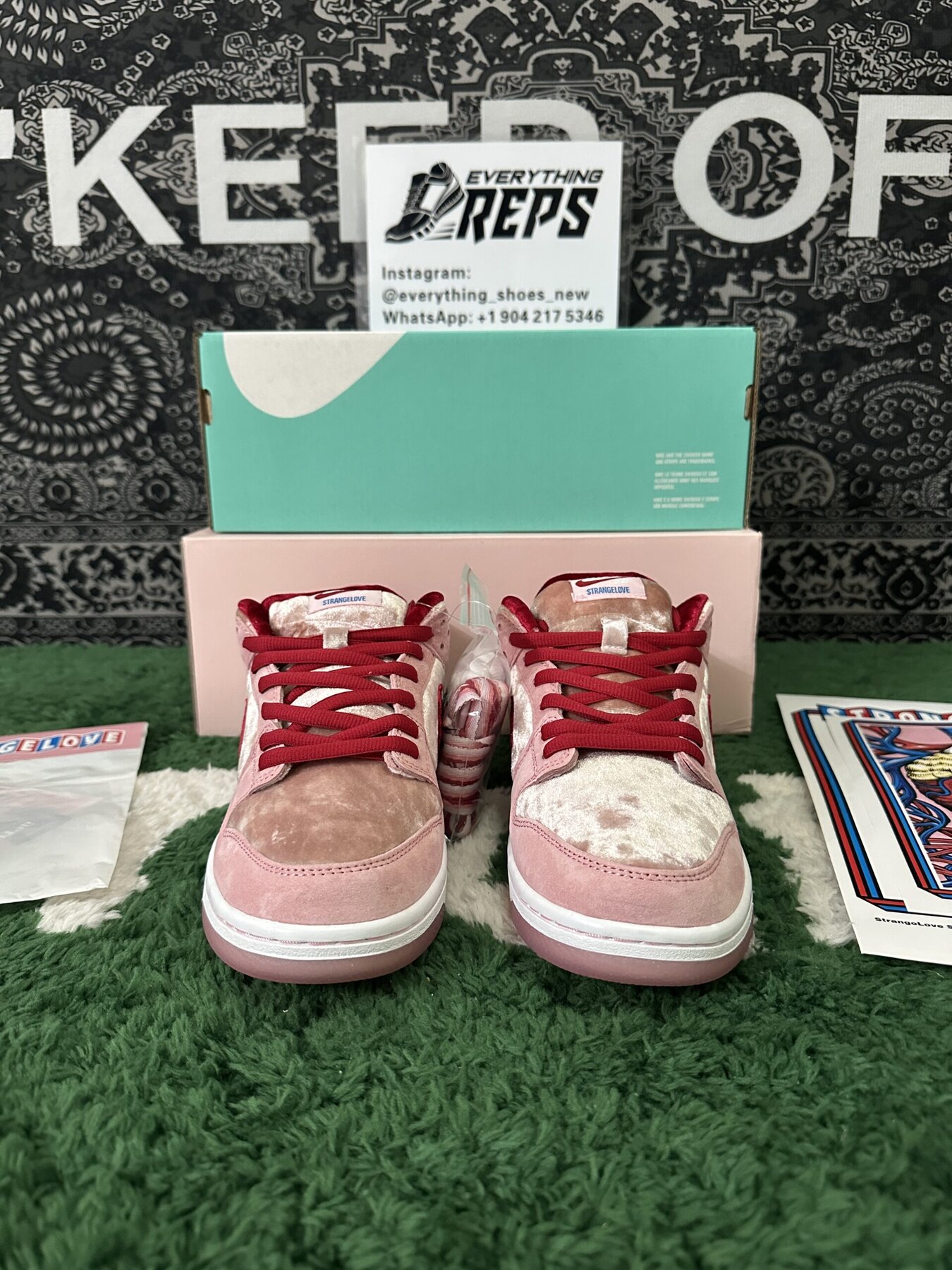 SB Dunk Low StrangeLove Skateboards (Special Box) - Image 9