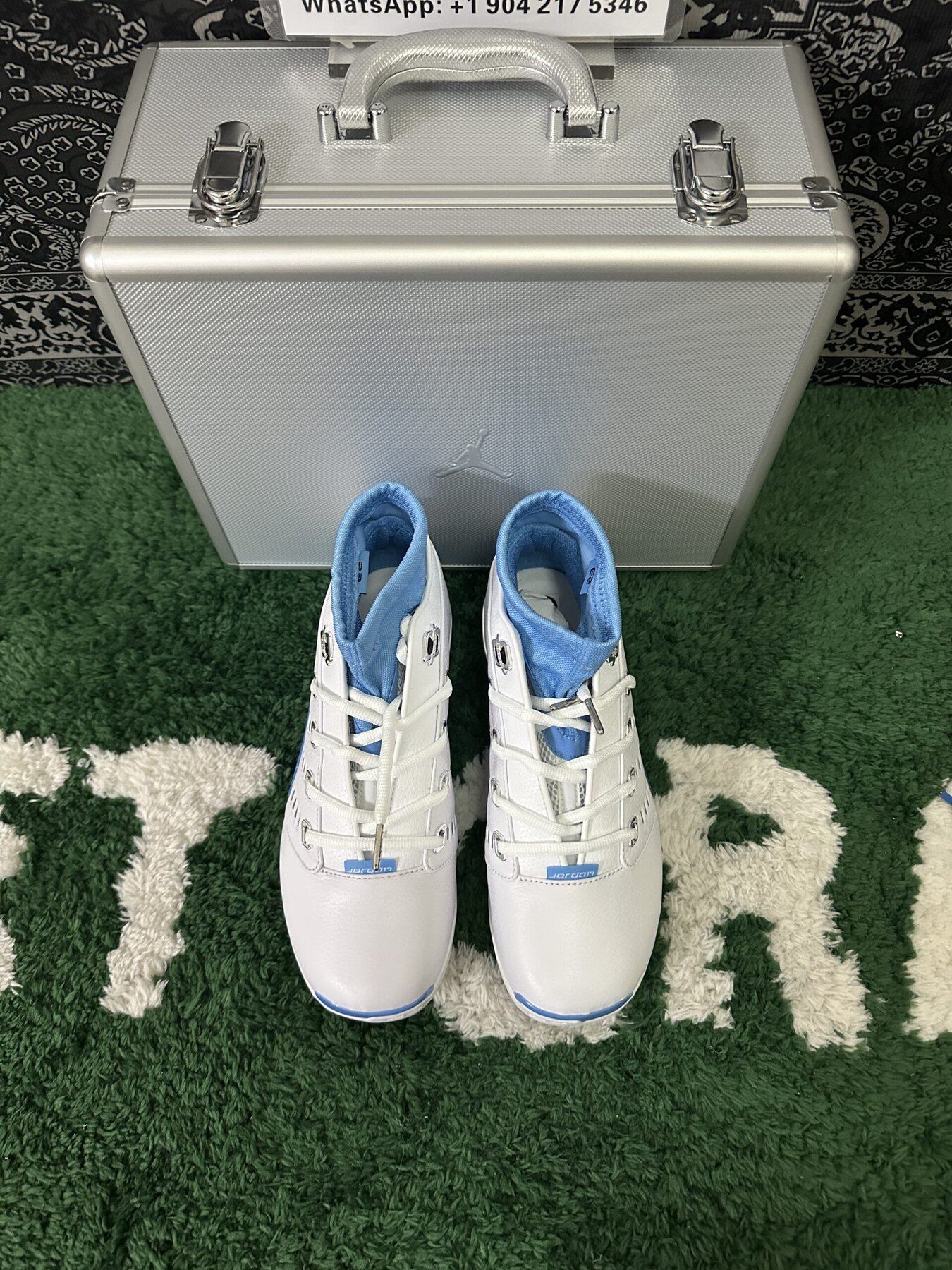 AJ17 Retro Low SP University Blue - Image 11