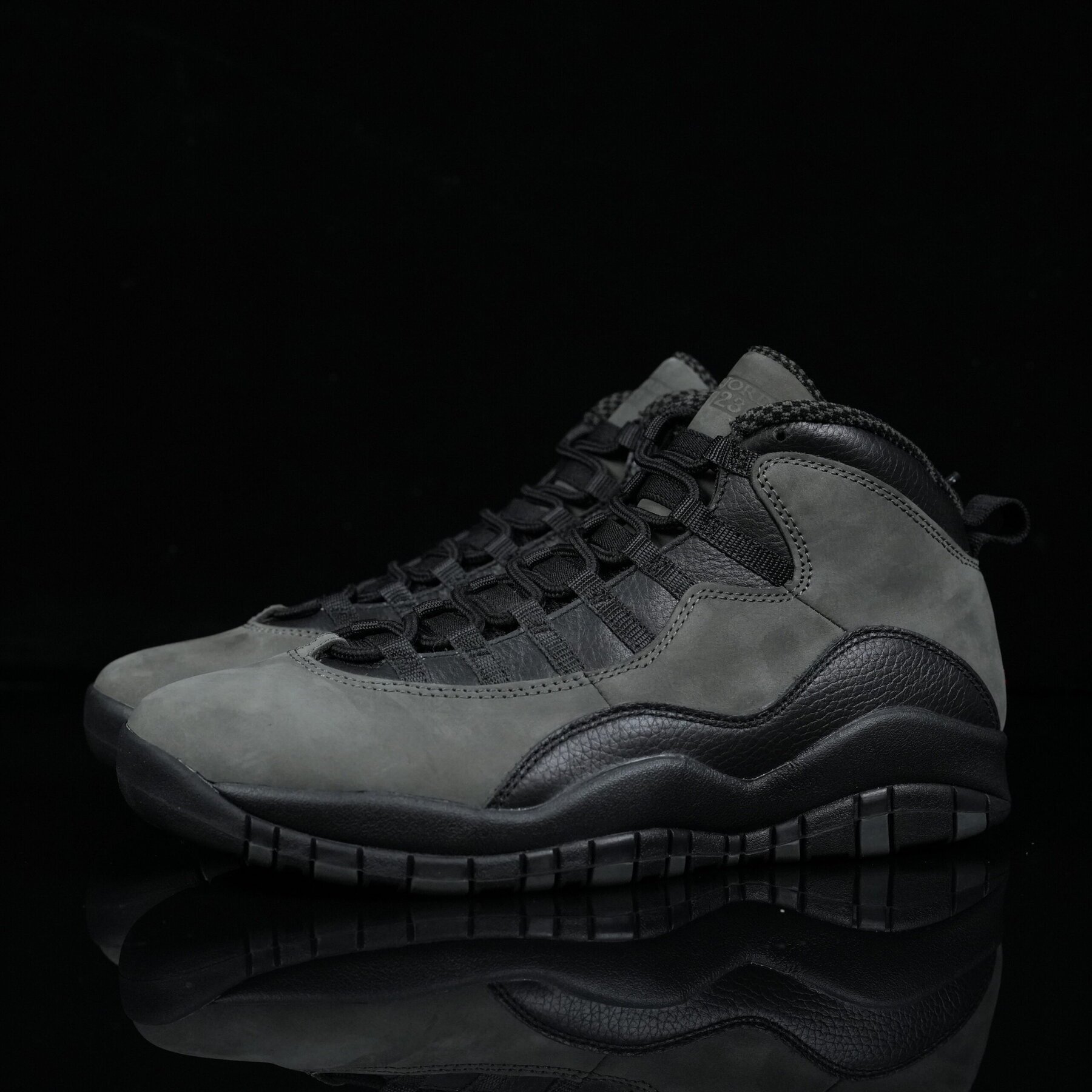 AJ10 Retro Shadow - Image 5