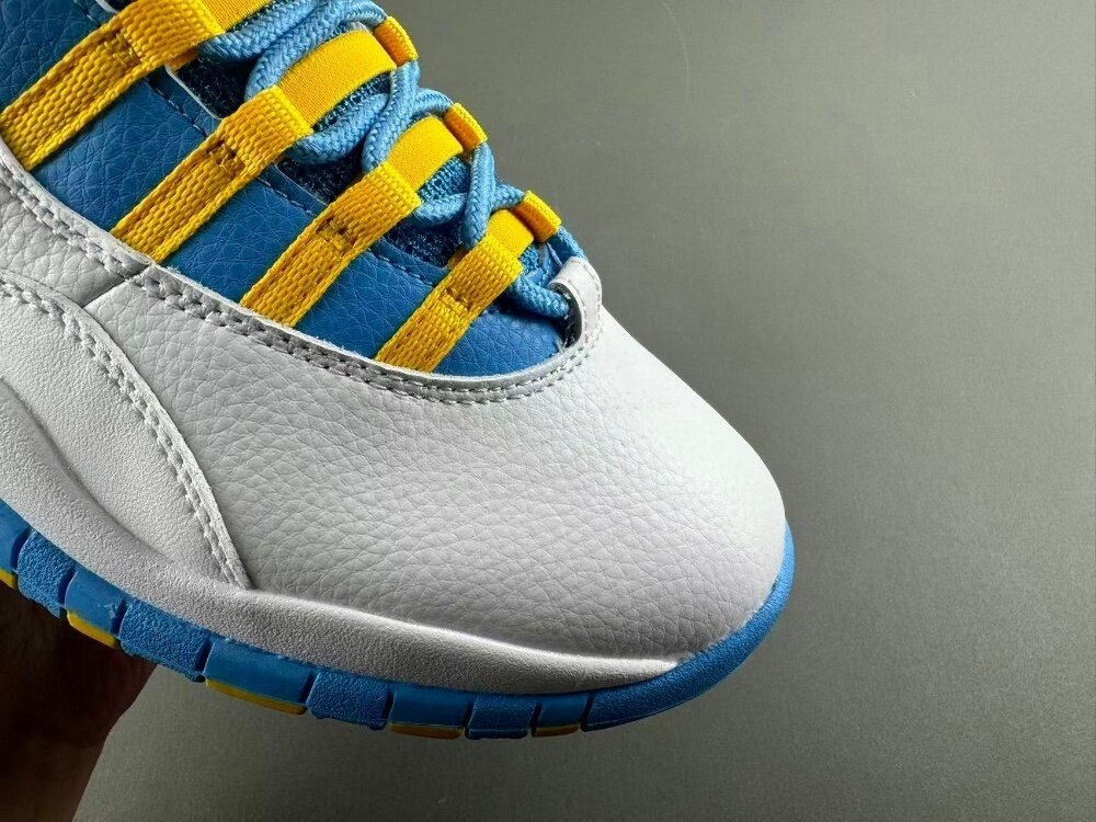 AJ10 Retro North Carolina Blue Custom - Image 3