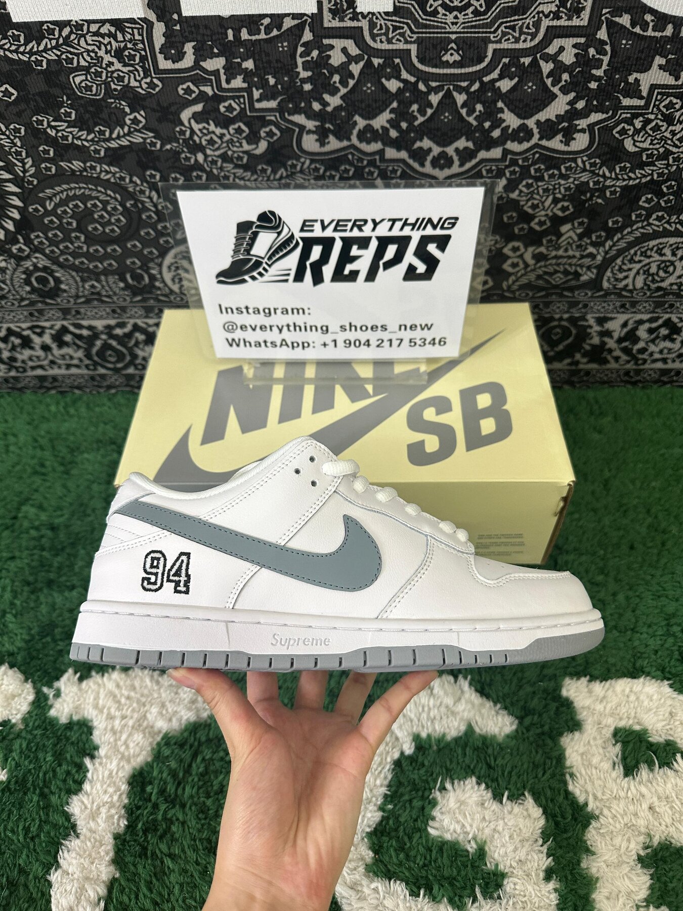 SB Dunk Low Supreme 94 White Metallic Silver - Image 6