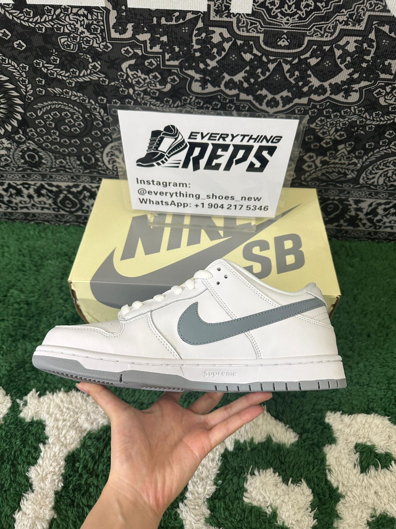 SB Dunk Low Supreme 94 White Metallic Silver - Image 5