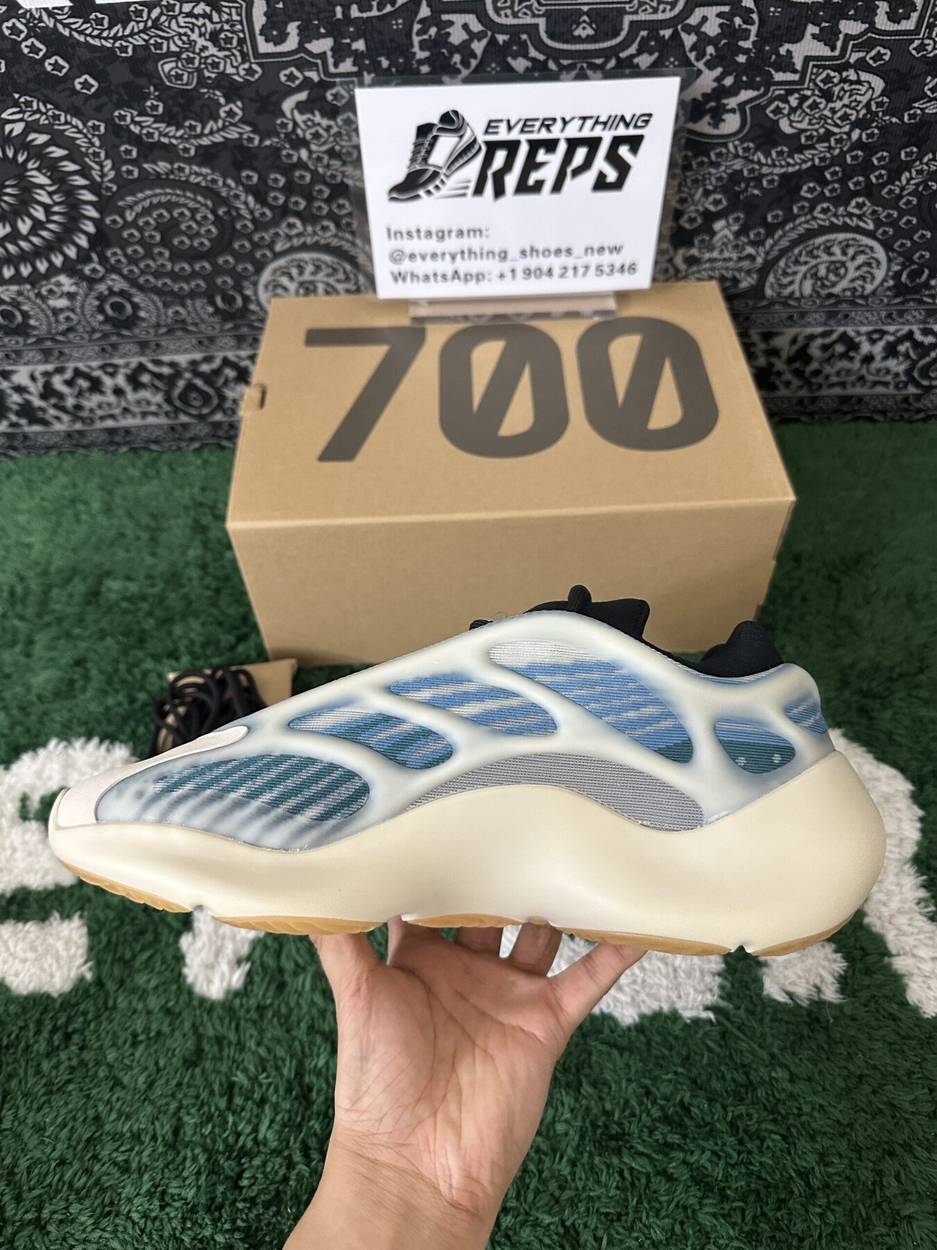 adidas Yeezy 700 V3 Kyanite - Image 4