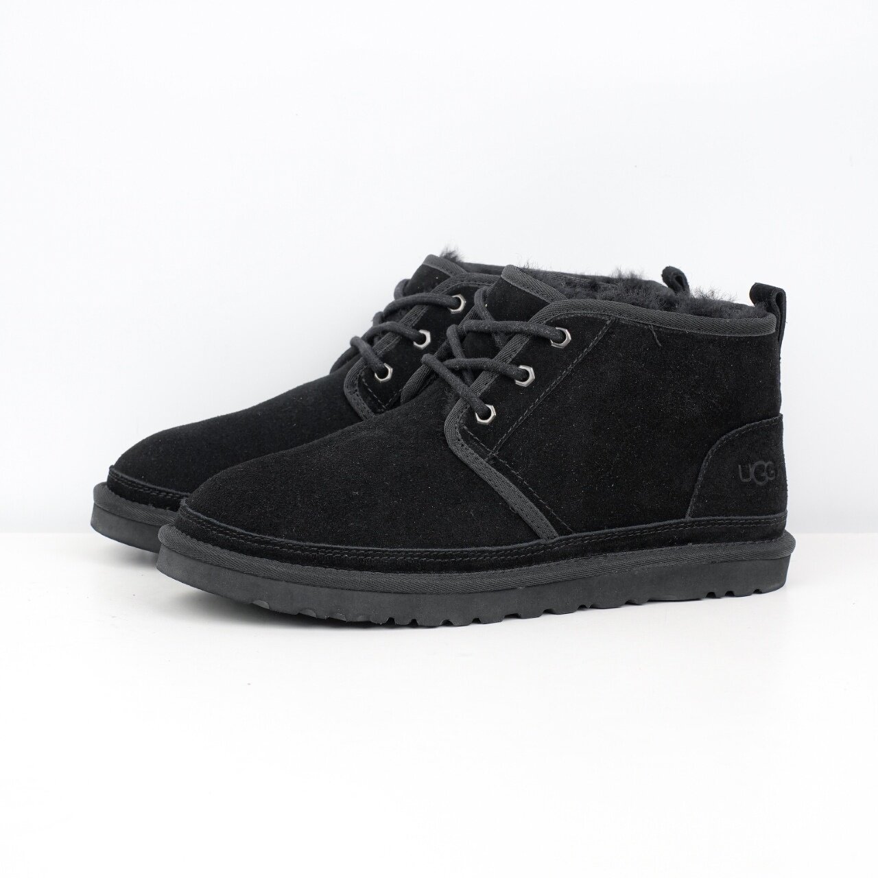 UGG Neumel Boot Black - Image 2