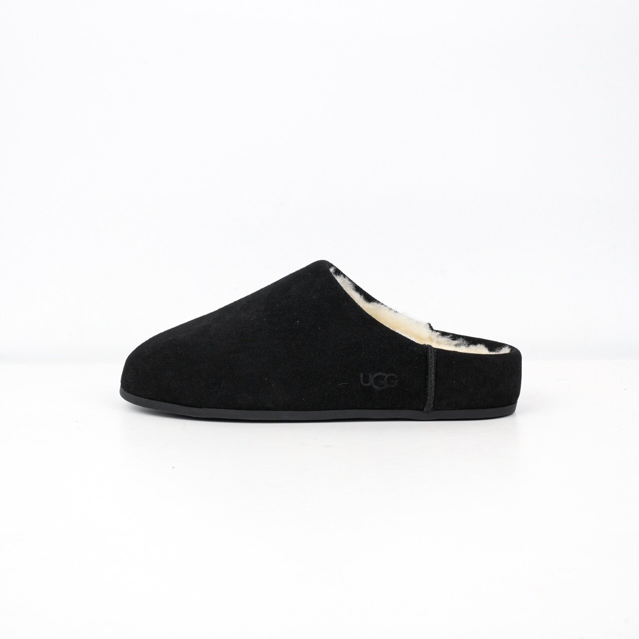 UGG Elea Slip-On Slipper Black (womens) - Image 3