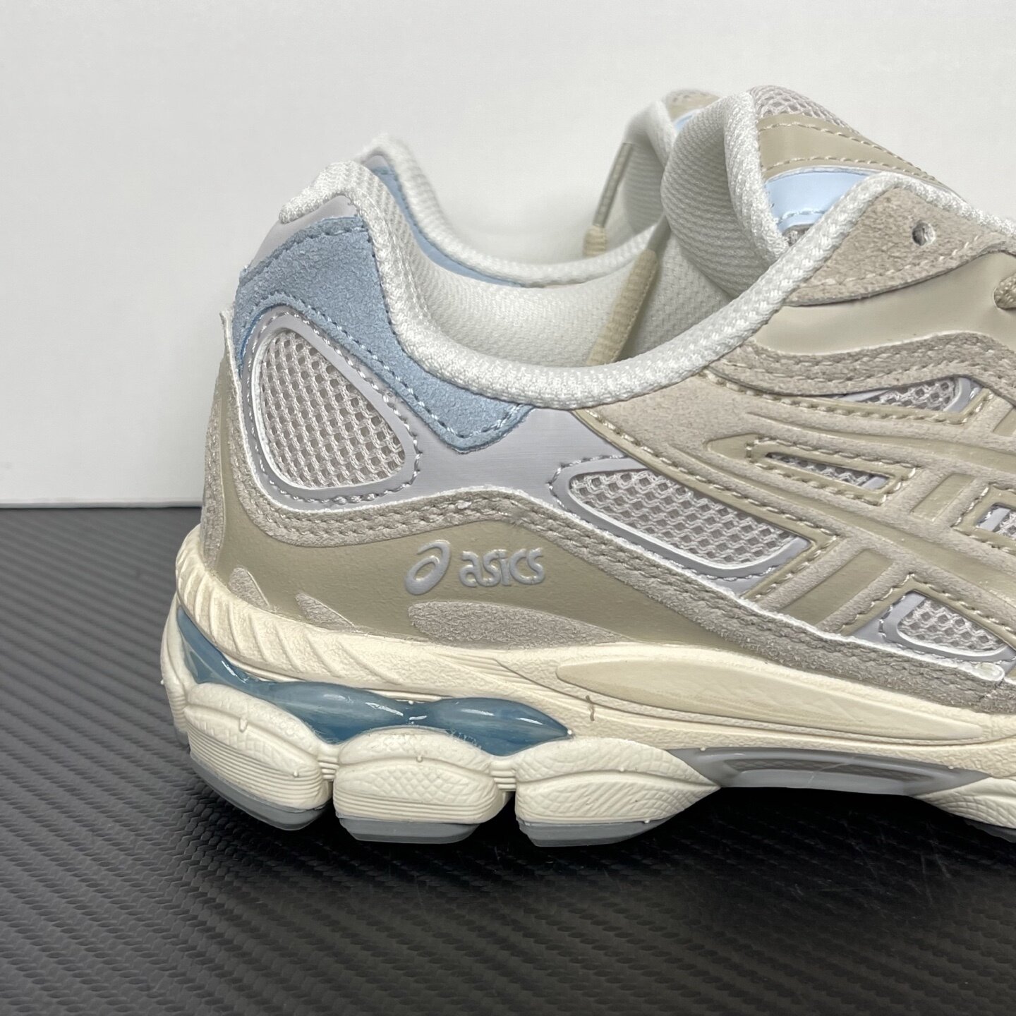 ASICS Gel-NYC Smoke Grey - Image 4